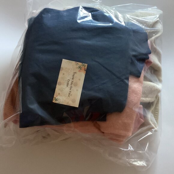 Cashmere Sweaters Wool Jacket Has Flaws Holes, Upcycling Crafting Purposes ONLY - Picture 16 of 16